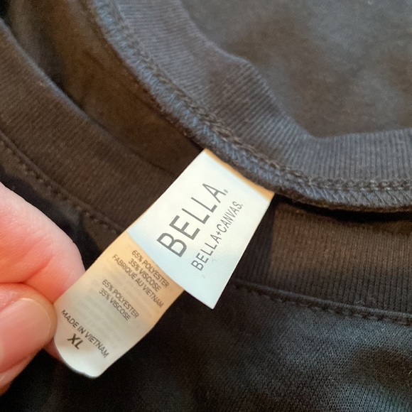 Bella scoop neck dolman sleeved soft tee! - Picture 4 of 8